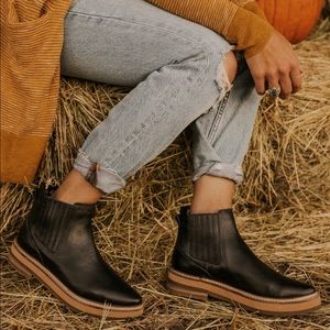 ROOLEE Prince booties